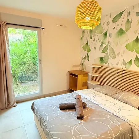 Апартаменти Appartement, Climatisation, Parking - 4 Pers. - Fr-1-900-12 *
